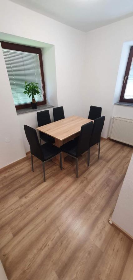 Apartment Podkuze モイストラナ エクステリア 写真